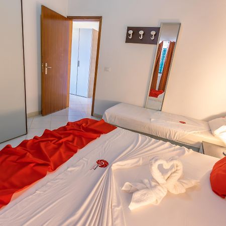 Aparthotel Ponta Preta Santa Maria Exteriör bild