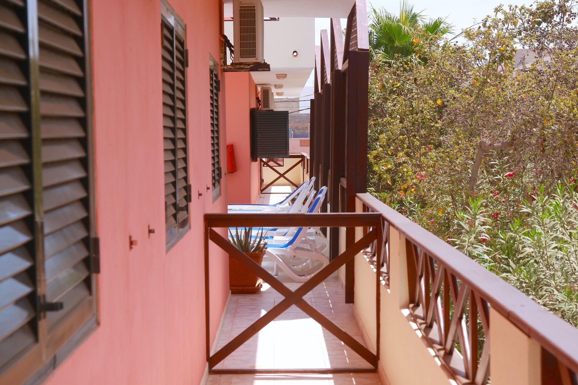 Aparthotel Ponta Preta Santa Maria Exteriör bild