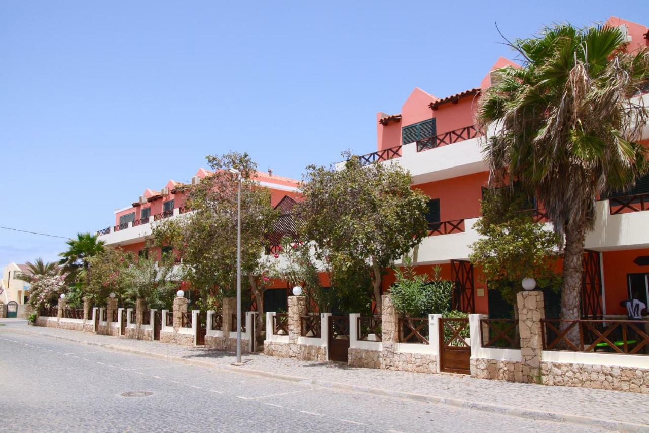 Aparthotel Ponta Preta Santa Maria Exteriör bild