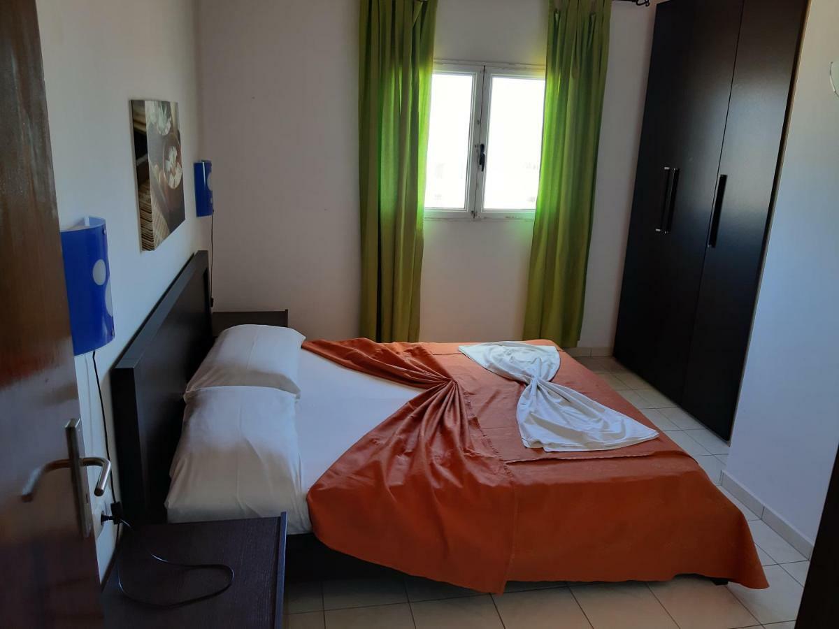 Aparthotel Ponta Preta Santa Maria Exteriör bild