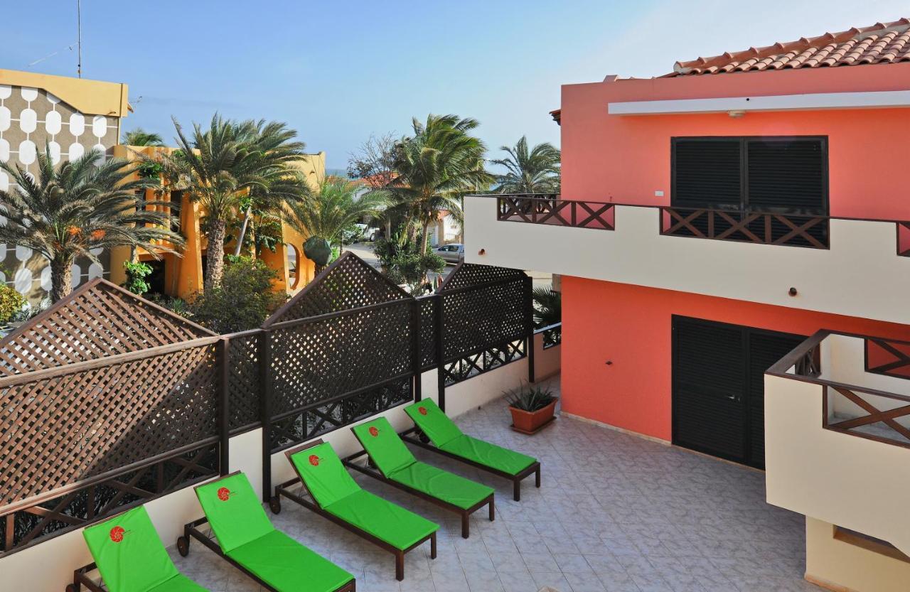 Aparthotel Ponta Preta Santa Maria Exteriör bild