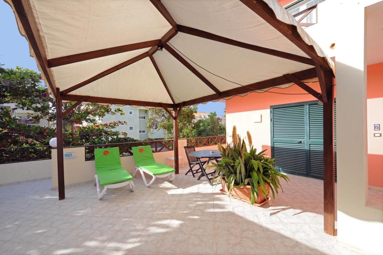 Aparthotel Ponta Preta Santa Maria Exteriör bild